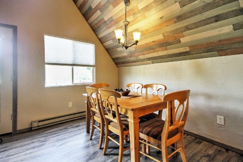 Hillside Cripple Creek Cabin with Hot Tub, Mtn Views! image 8